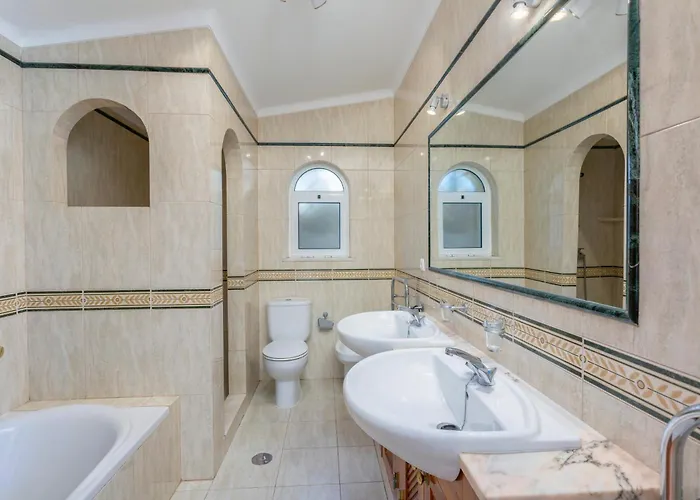 Villa mit 3 Schlafzimmern